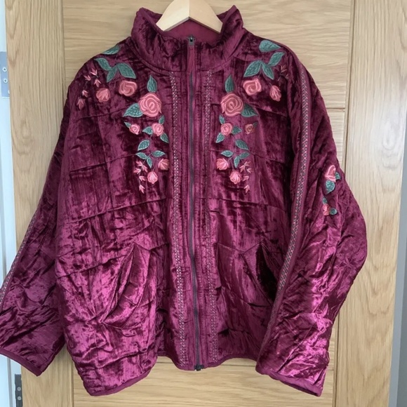 Free People x Anna Sui Dolman Velvet Embroidered Flower Jacket - Picture 3 of 6